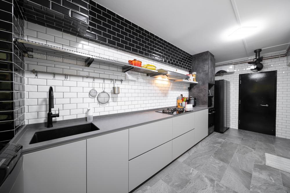 Transitional Kitchen with Open Storage and Kitchen Cabinets
