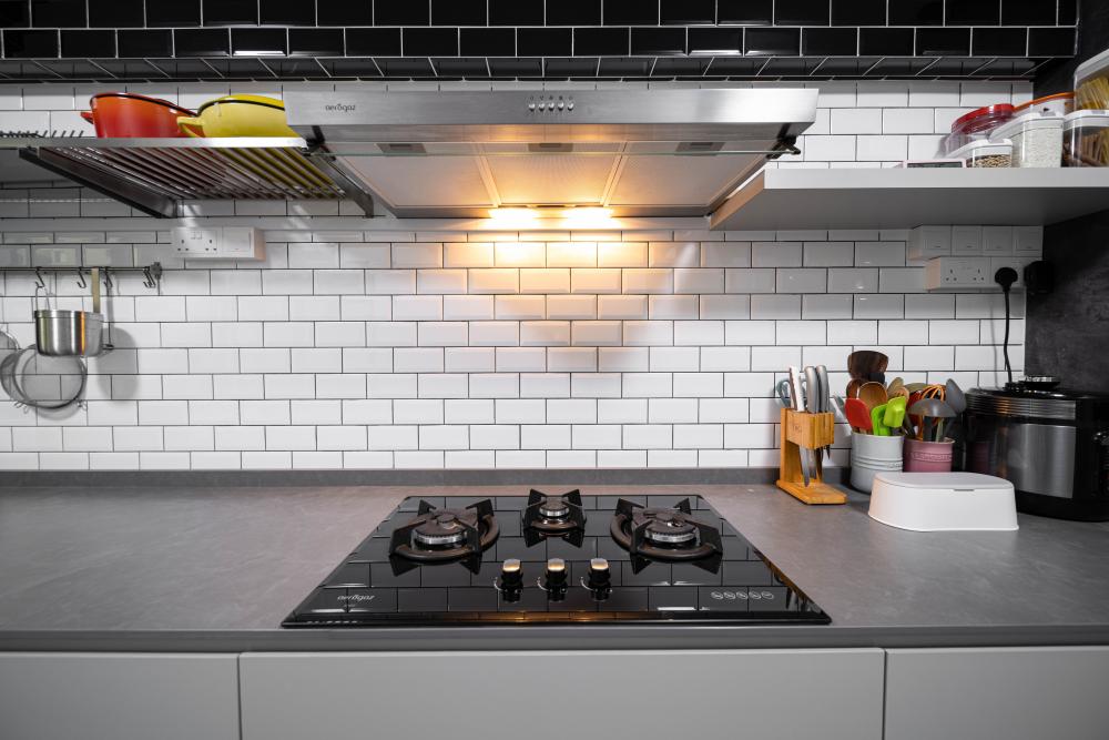 Transitional Kitchen with Kitchen Backsplash and Kitchen Accessories