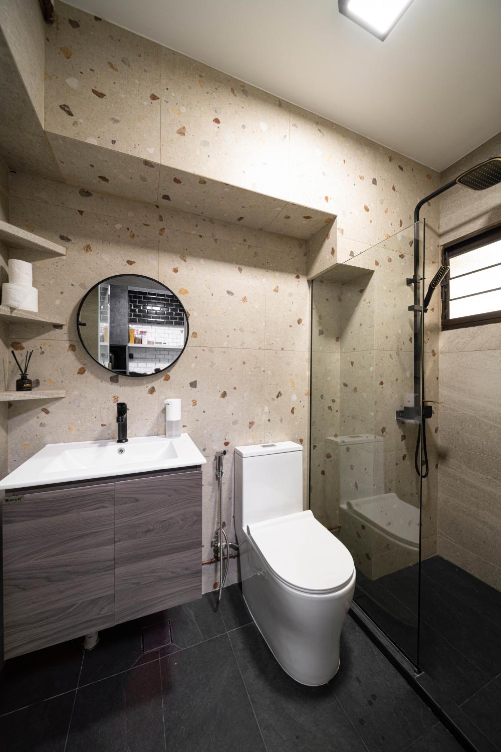 Transitional Bathroom with Feature Wall and Mirror