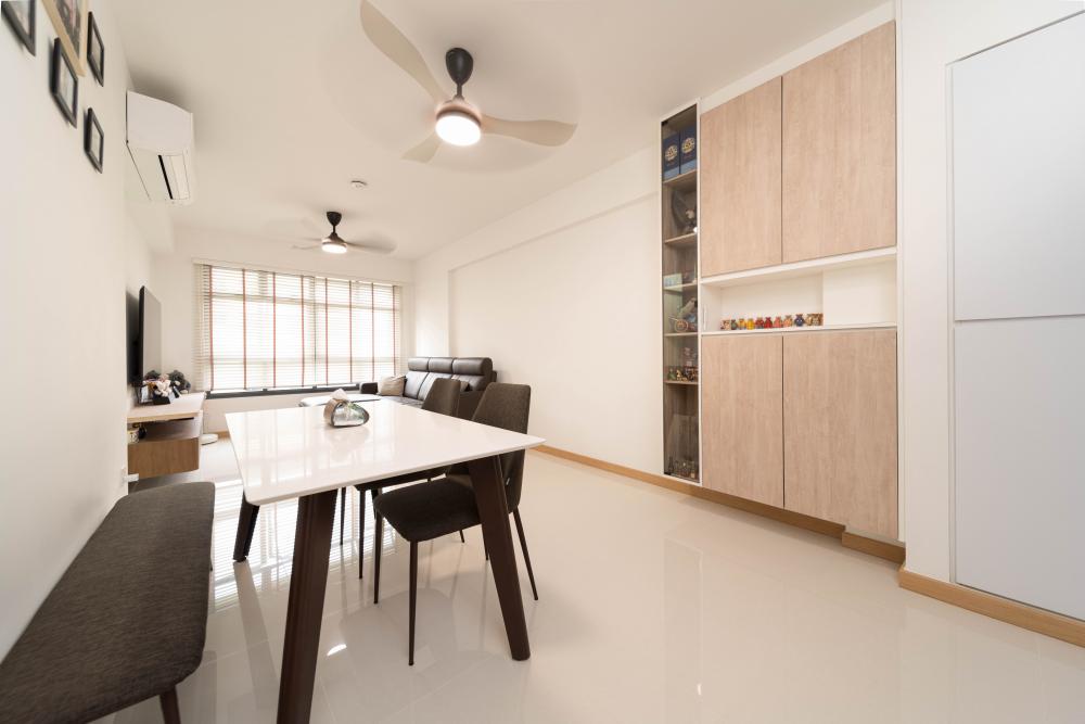 Scandinavian Dining Room with Ceiling Fan and Dining Table