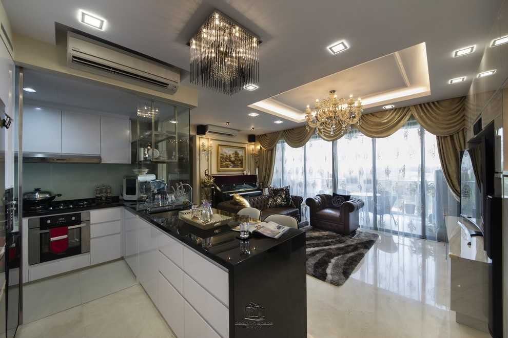 Contemporary Kitchen with Open Kitchen and Breakfast Counter