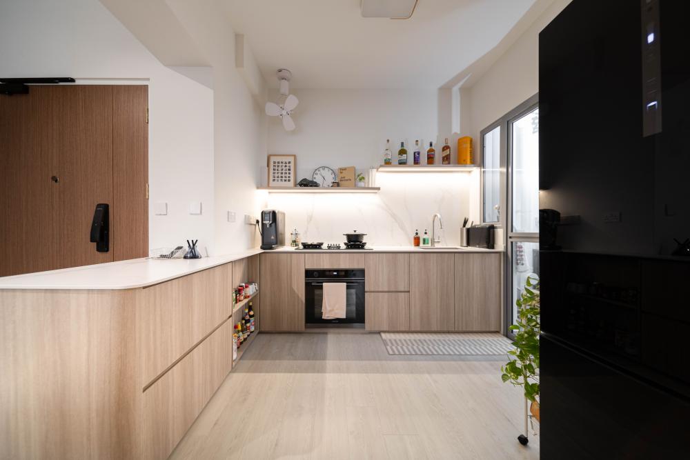 Scandinavian Kitchen with Kitchen Island and Ceiling Fan