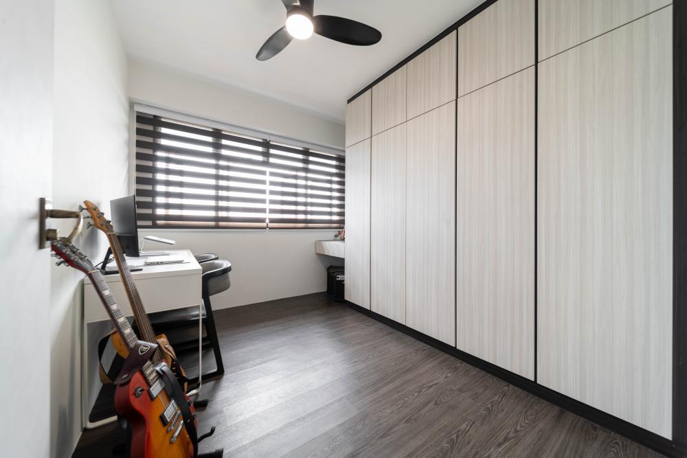 Modern Study with Vinyl Flooring and Wardrobe