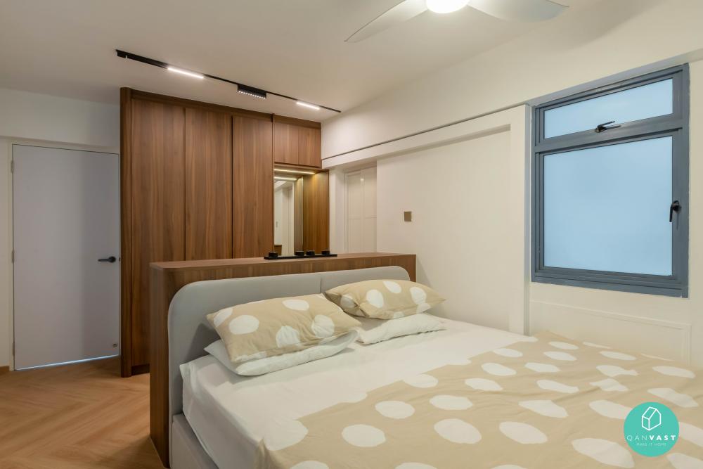Scandinavian Bedroom with Vinyl Flooring and Mirror