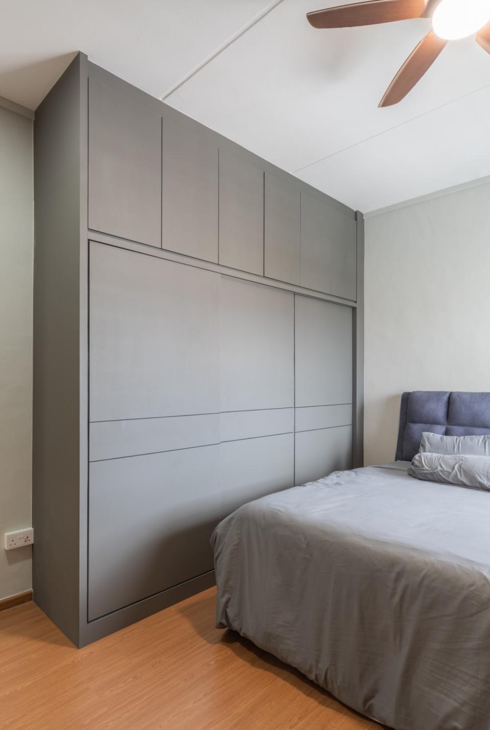 Vintage Bedroom with Vinyl Flooring and Wardrobe