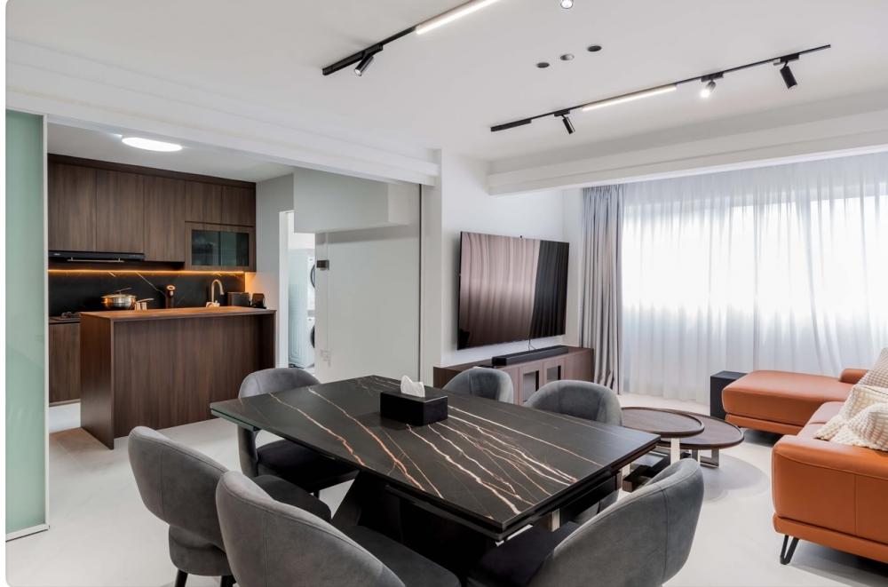 Vintage Living Room with Homogeneous Tiles and TV Console