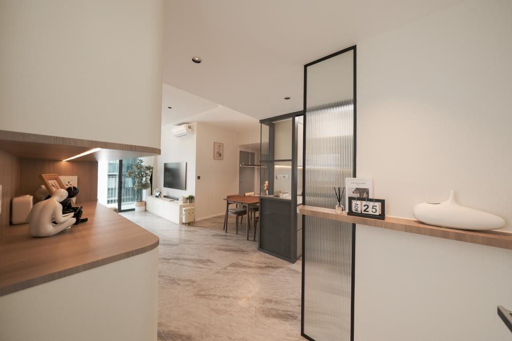 Contemporary Entryway with Mirror and Seating Bench