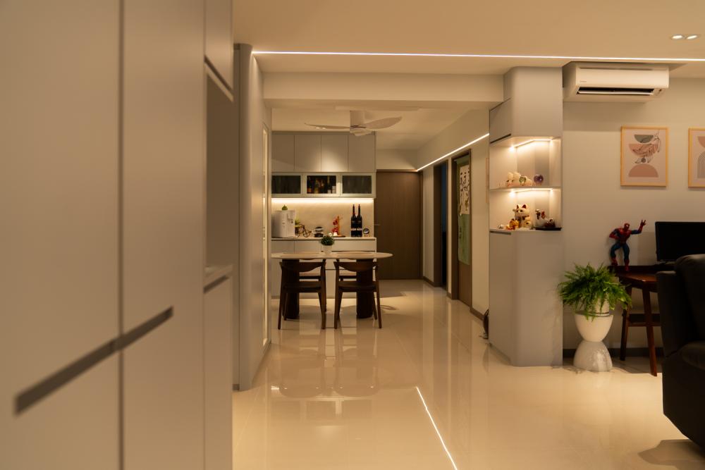 Modern Dining Room with Downlights and Dining Table