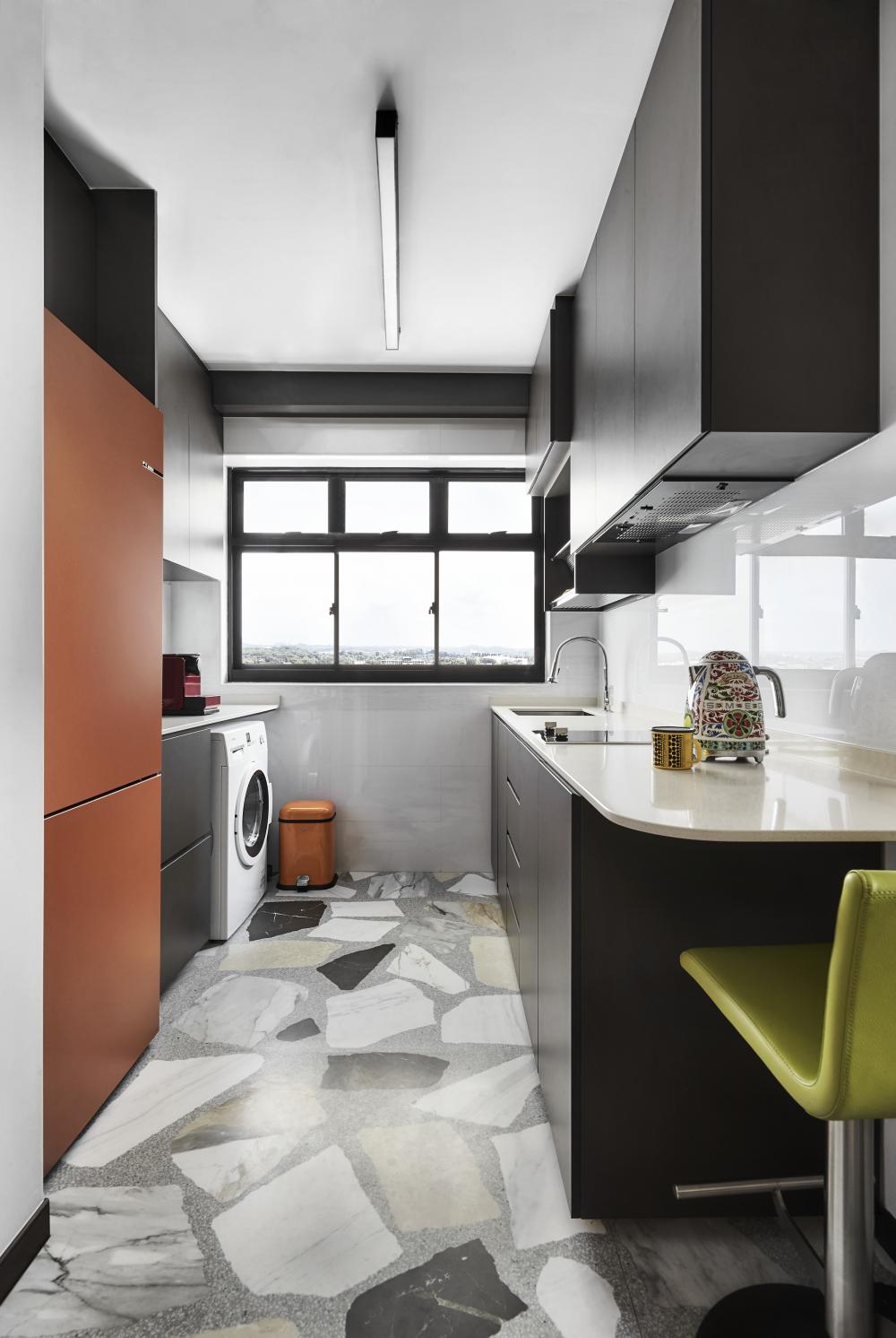 Contemporary Kitchen with Countertop and Homogeneous Tiles