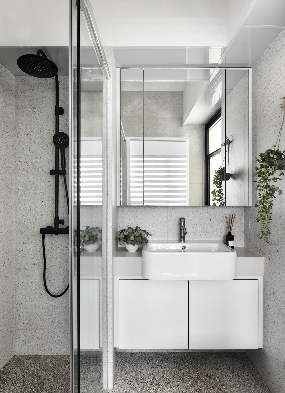 Contemporary Bathroom with Countertop and Mirror