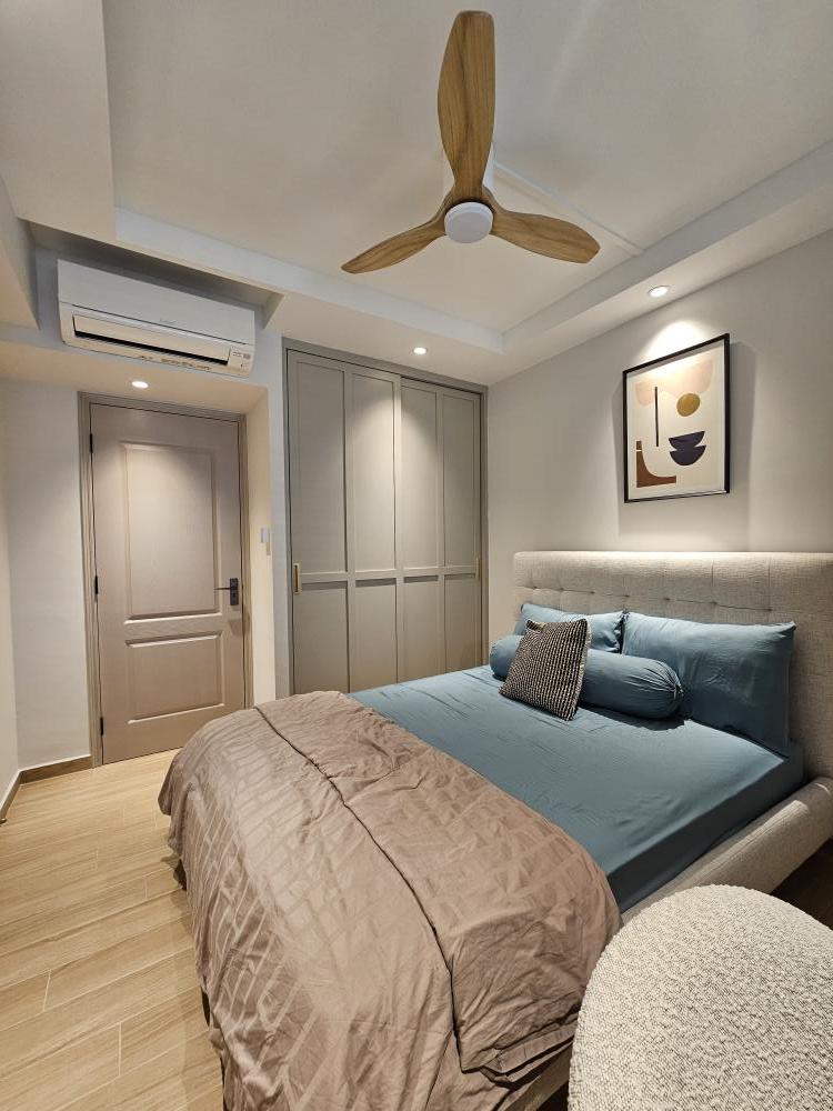 Scandinavian Bedroom with Drop Ceiling and Wardrobe