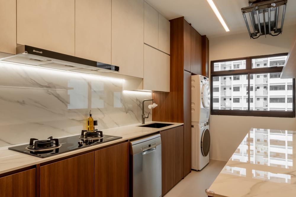 Minimalist Kitchen with Countertop and Kitchen Island
