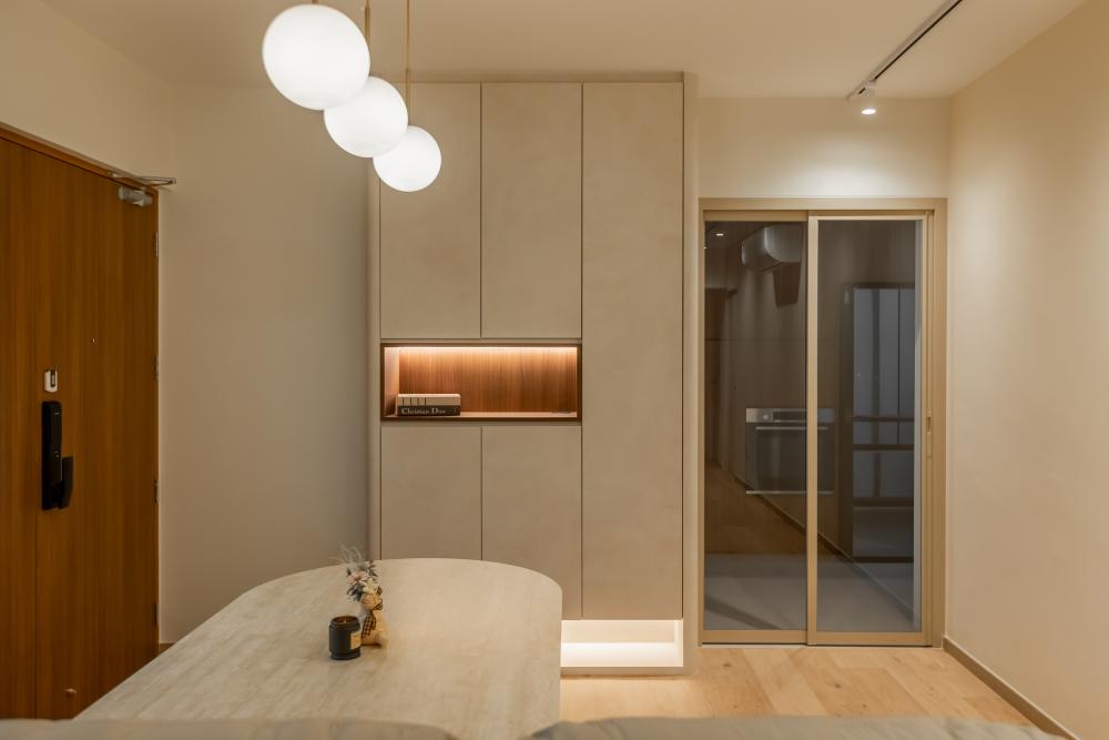 Minimalist Foyer with Glass Door and Dining Table