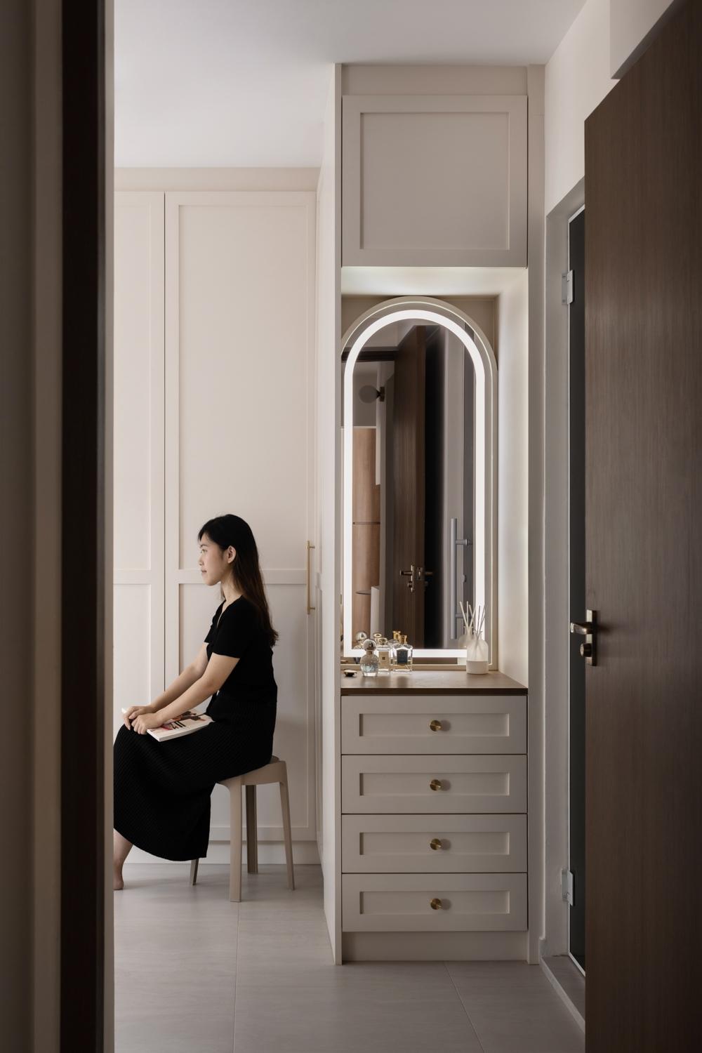 Minimalist Bedroom with Wardrobe and Vanity Counter