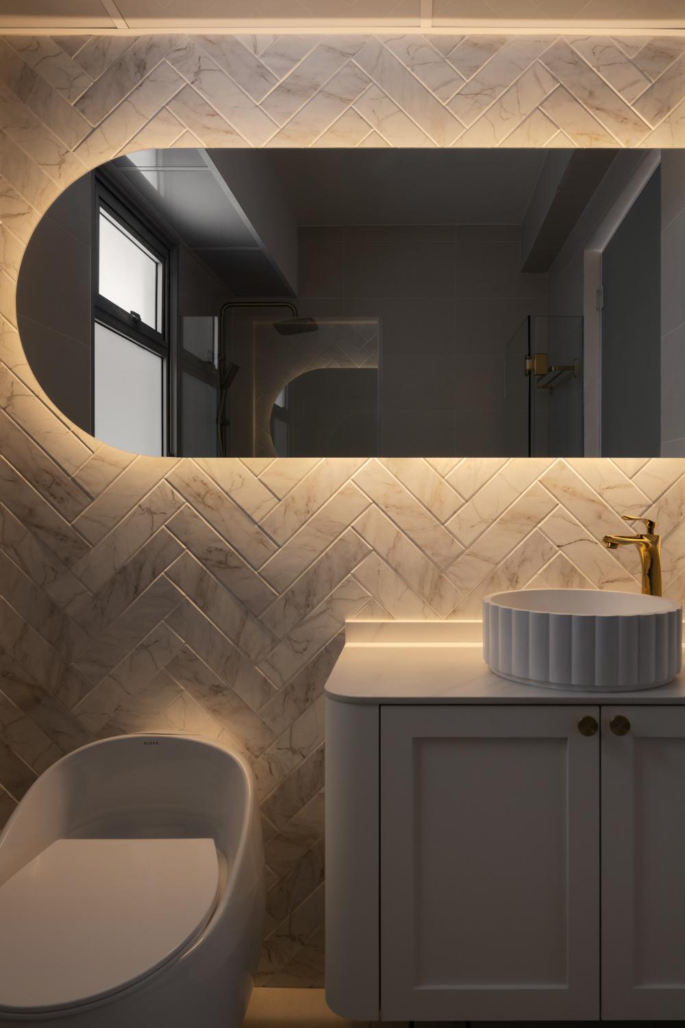 Minimalist Bathroom with Feature Wall and Bathroom Storage