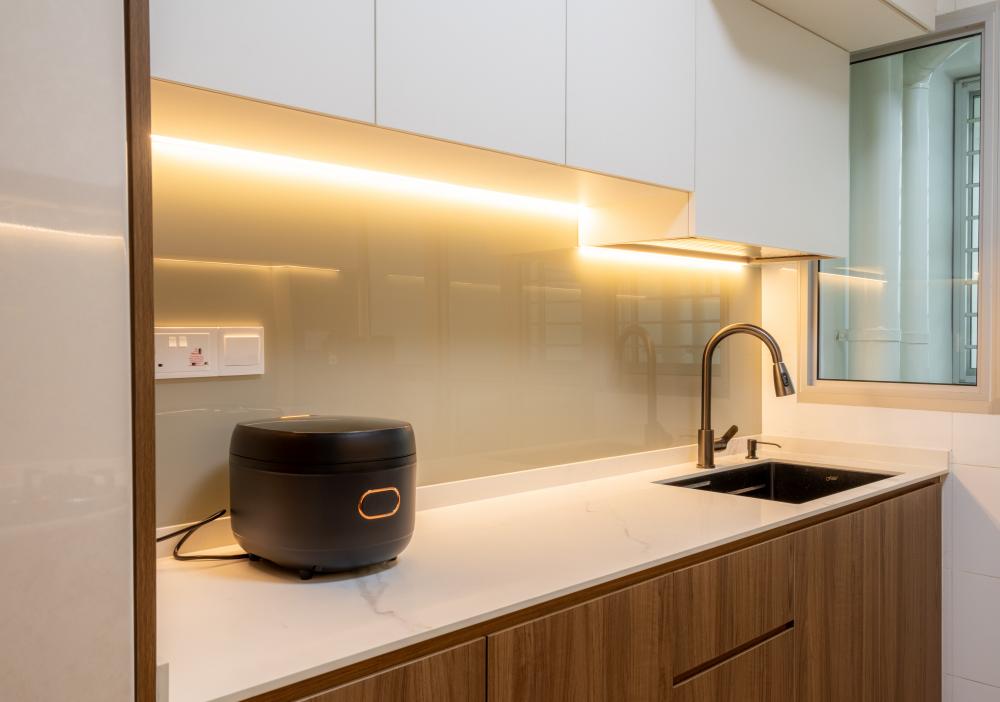 Minimalist Kitchen with Countertop and Kitchen Backsplash