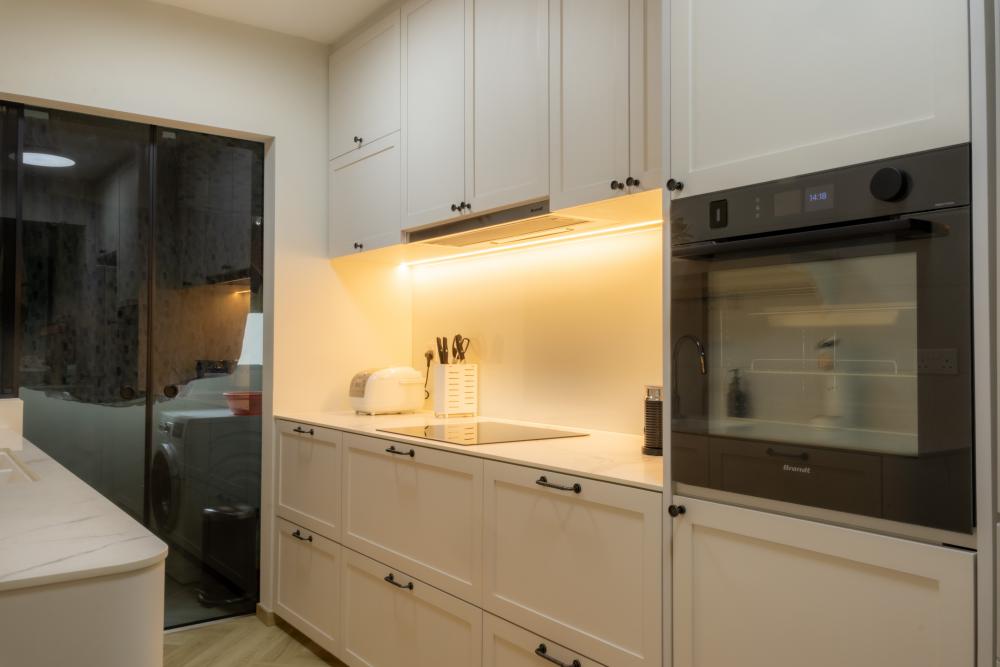 Minimalist Kitchen with Countertop and Vinyl Flooring