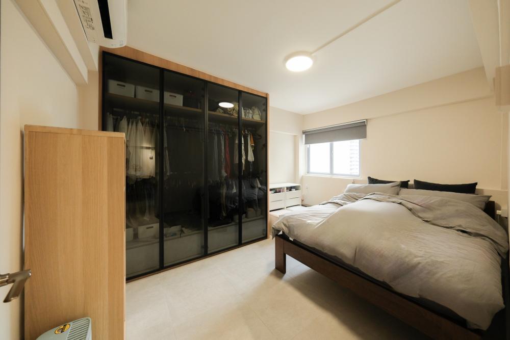 Scandinavian Bedroom with Closet and Flooring