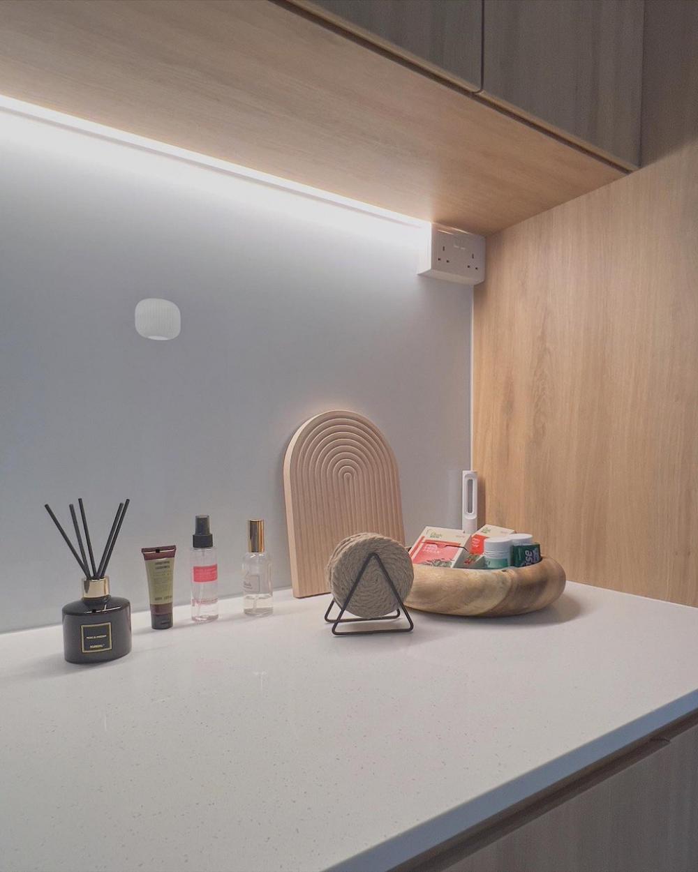 Scandinavian Kitchen with Countertop and Kitchen Island