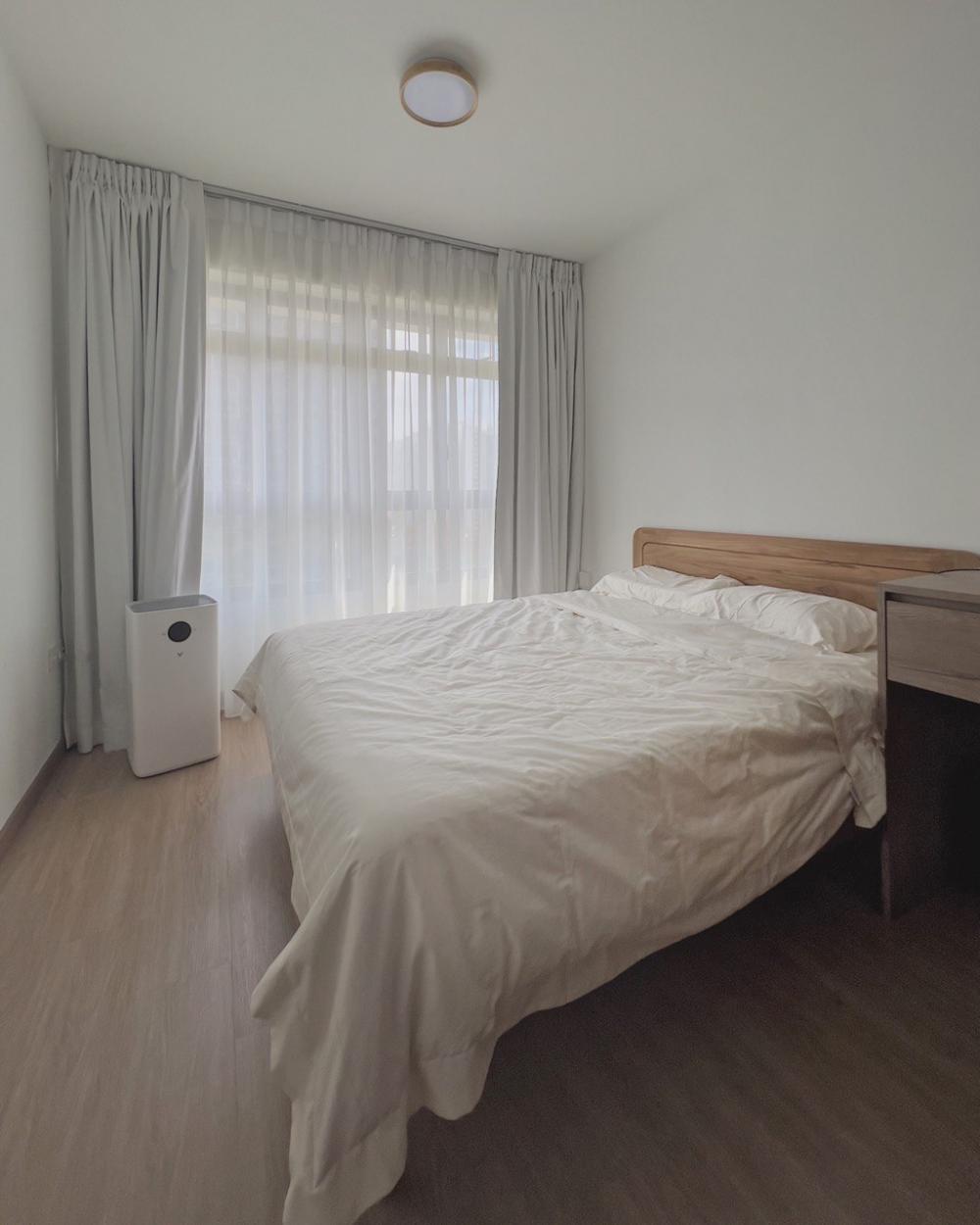 Scandinavian Bedroom with Vinyl Flooring and Ceiling Light
