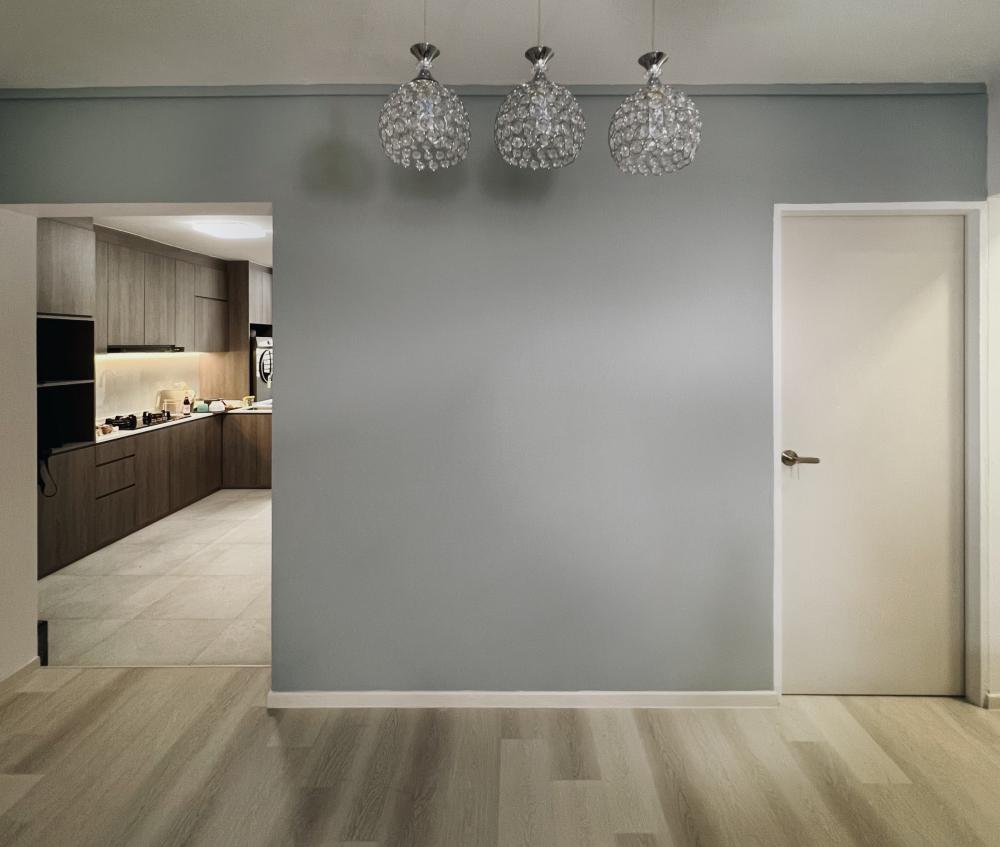 Modern Dining Room with Ceiling Light and Chandelier