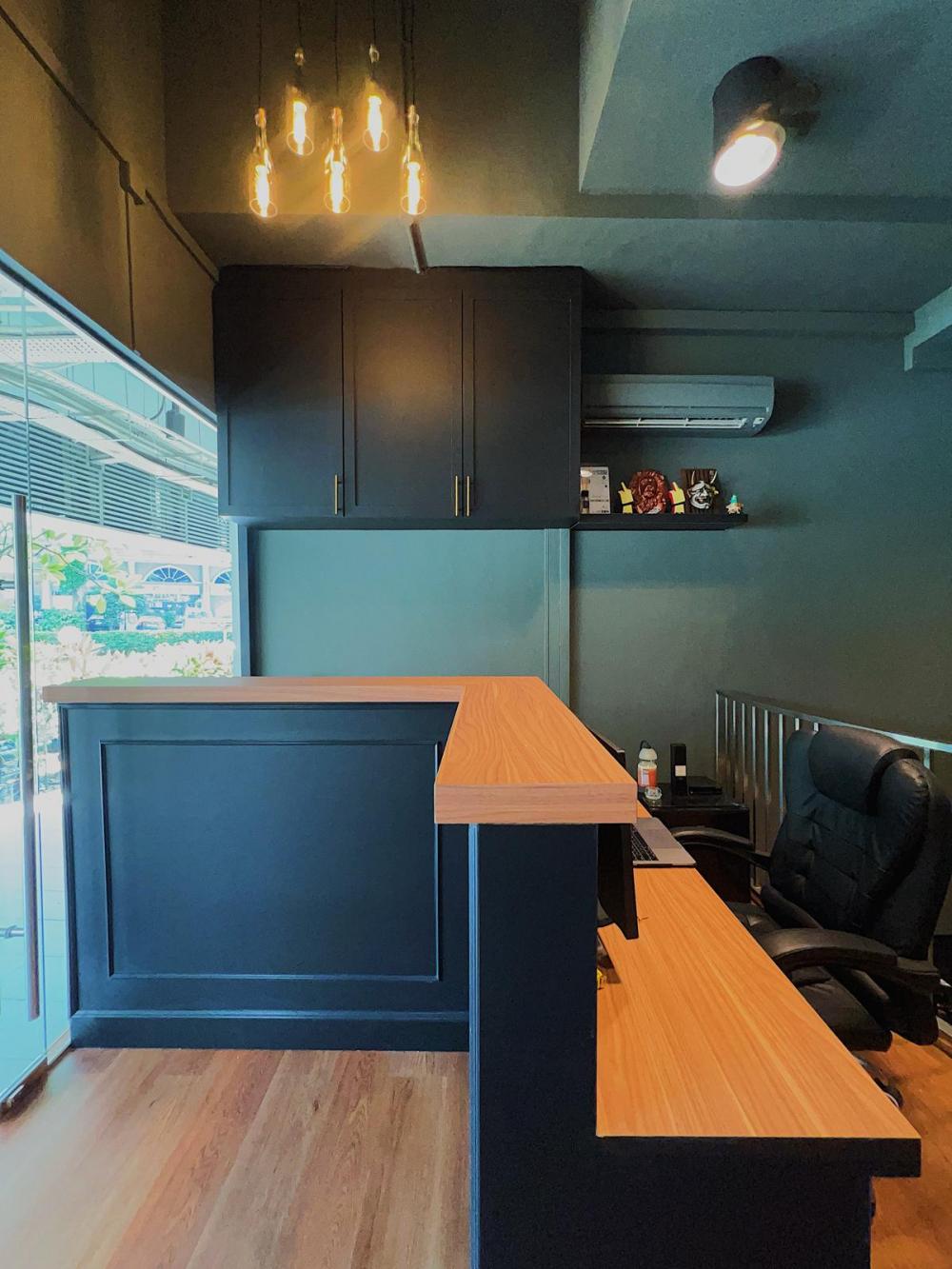 Industrial Workstation with Bookshelf and Storage Cabinets