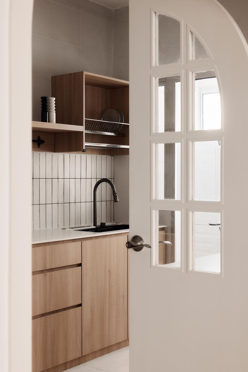 Minimalist Kitchen with Countertop and Cement Floor