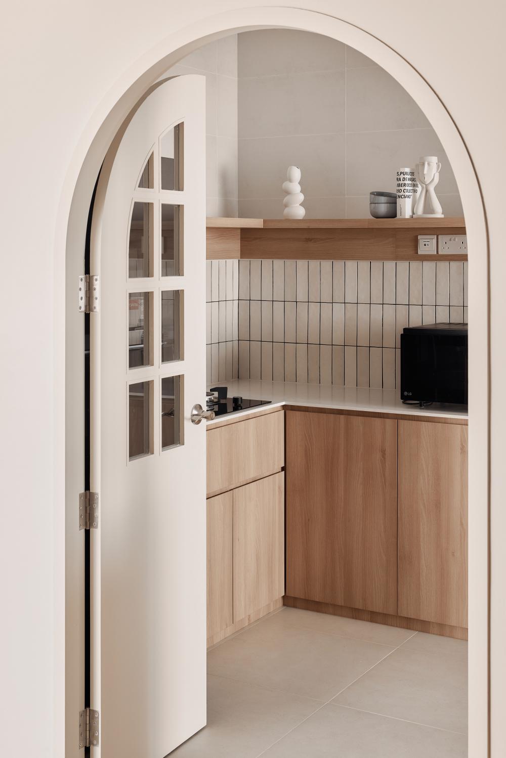 Minimalist Kitchen with Countertop and Mosaic