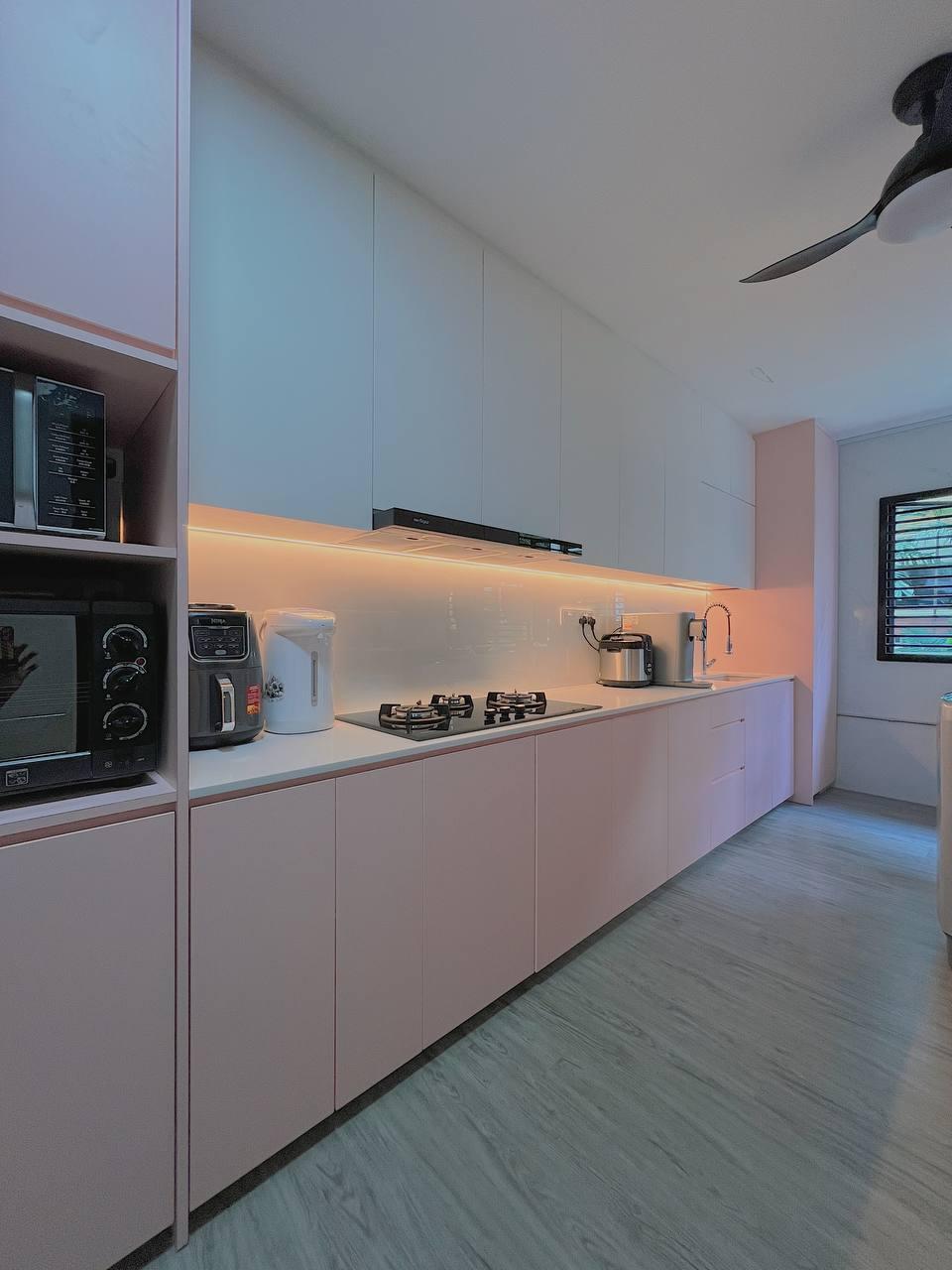Modern Kitchen with Countertop and Vinyl Flooring