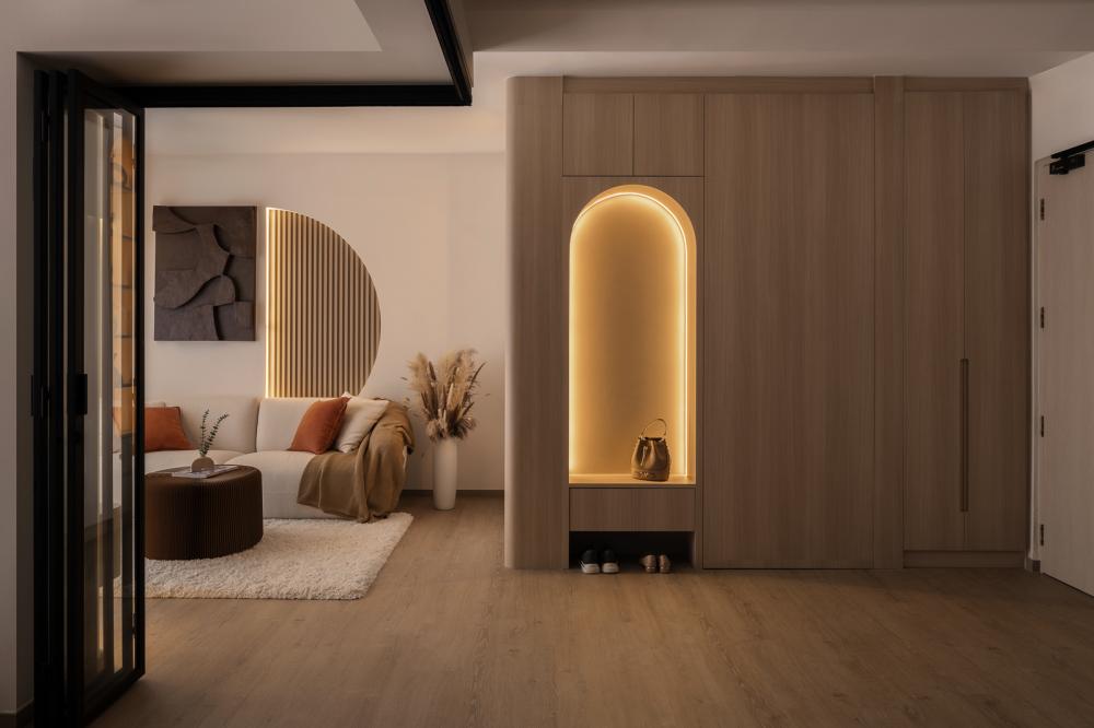 Scandinavian Hallway with Vinyl Flooring and Seating Bench