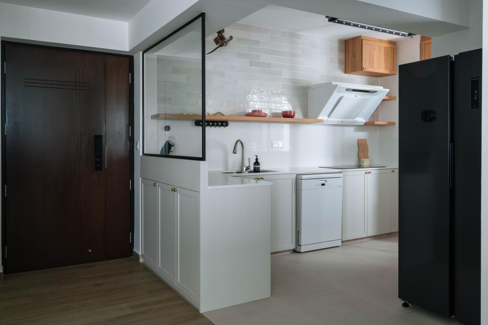 Scandinavian Kitchen with Countertop and Homogeneous Tiles