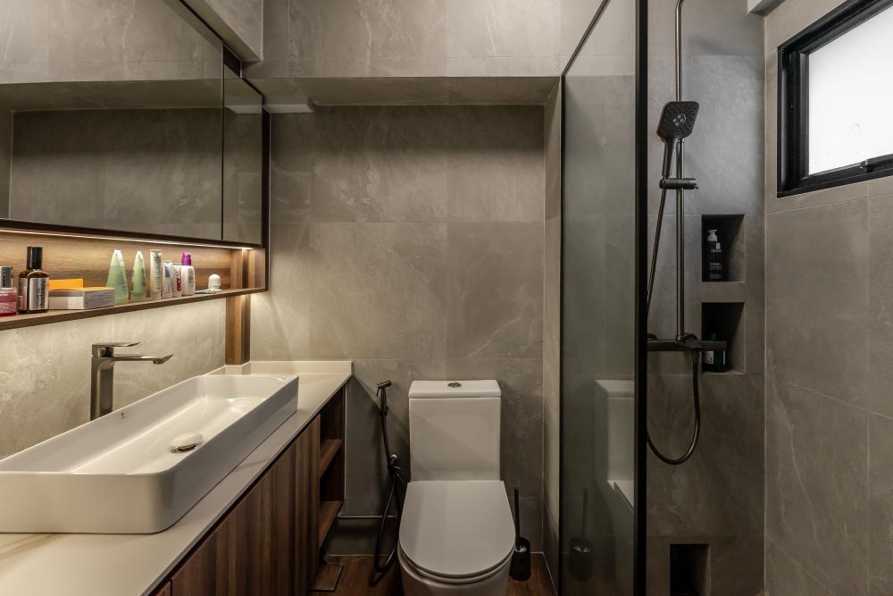 Contemporary Bathroom with Countertop and Mirror