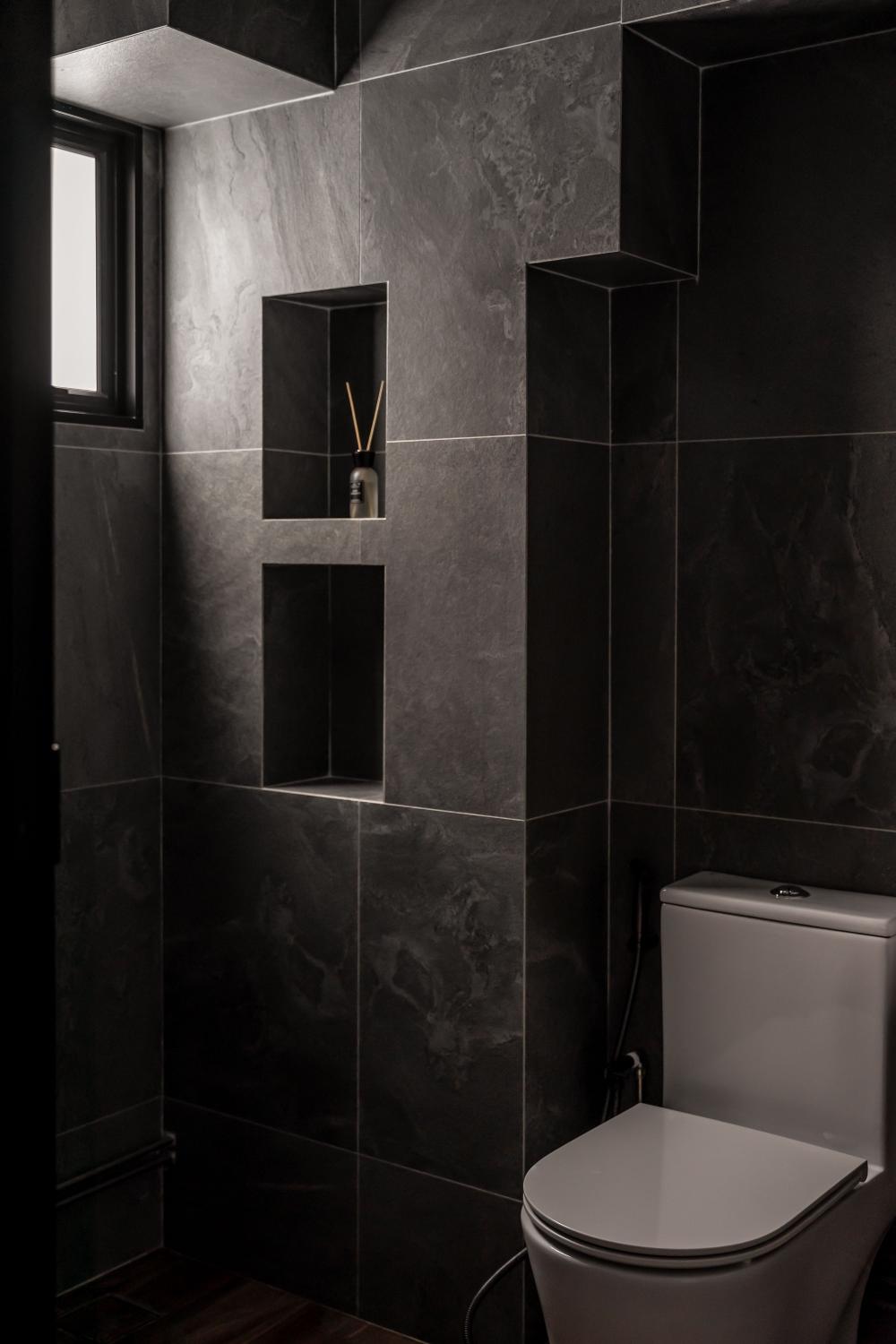 Contemporary Bathroom with Countertop and Homogeneous Tiles