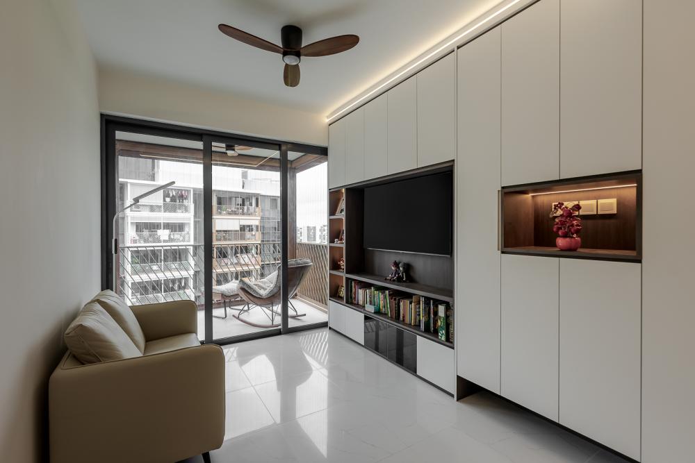 Modern Living Room with Homogeneous Tiles and Marble Floor