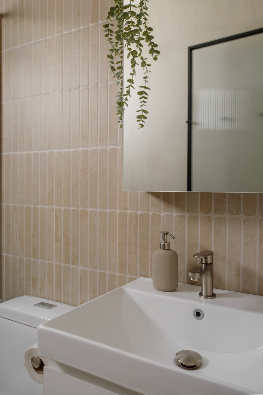 Scandinavian Bathroom with Homogeneous Tiles and Mirror