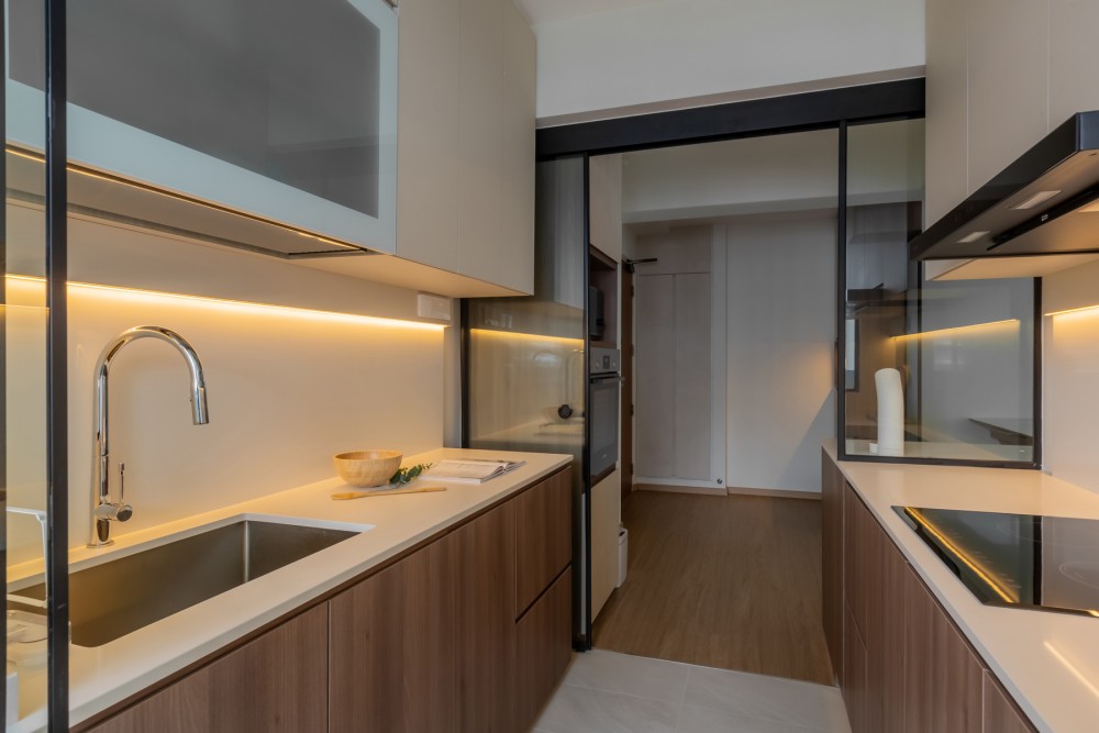 Scandinavian Kitchen with Countertop and Homogeneous Tiles