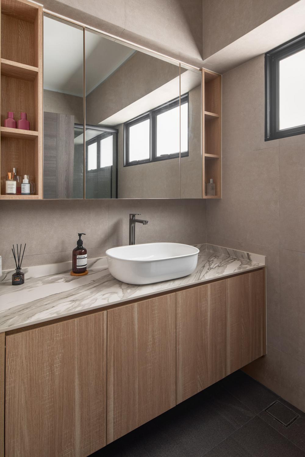 Country Bathroom with Countertop and Homogeneous Tiles