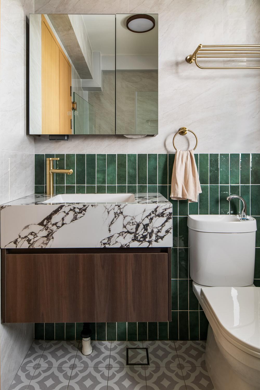 Country Bathroom with Countertop and Homogeneous Tiles