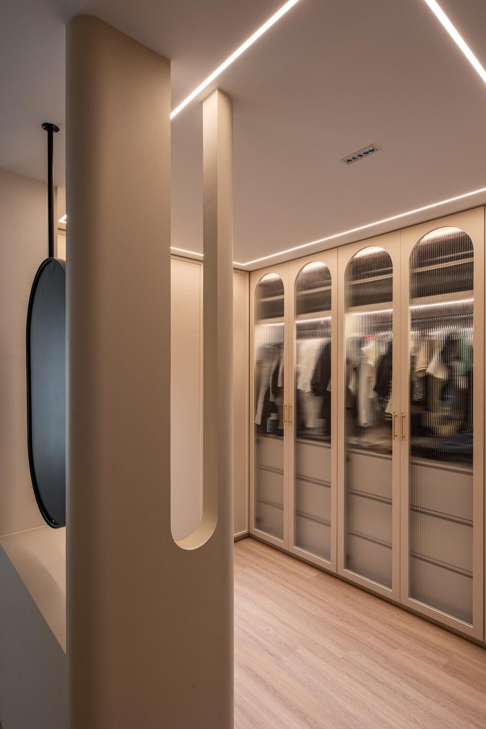 Modern Bedroom with Vinyl Flooring and Wardrobe