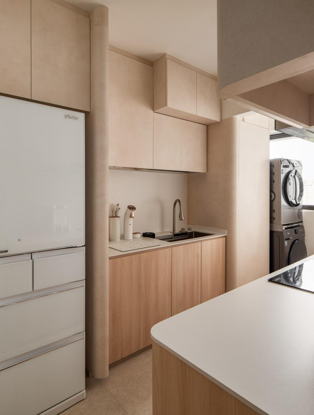 Scandinavian Kitchen with Countertop and Homogeneous Tiles