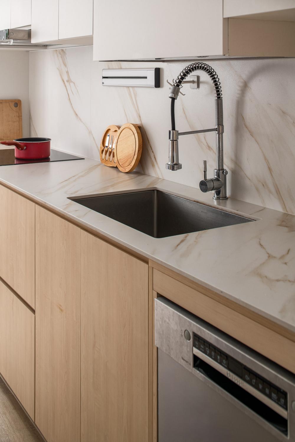 Scandinavian Kitchen with Countertop and Homogeneous Tiles