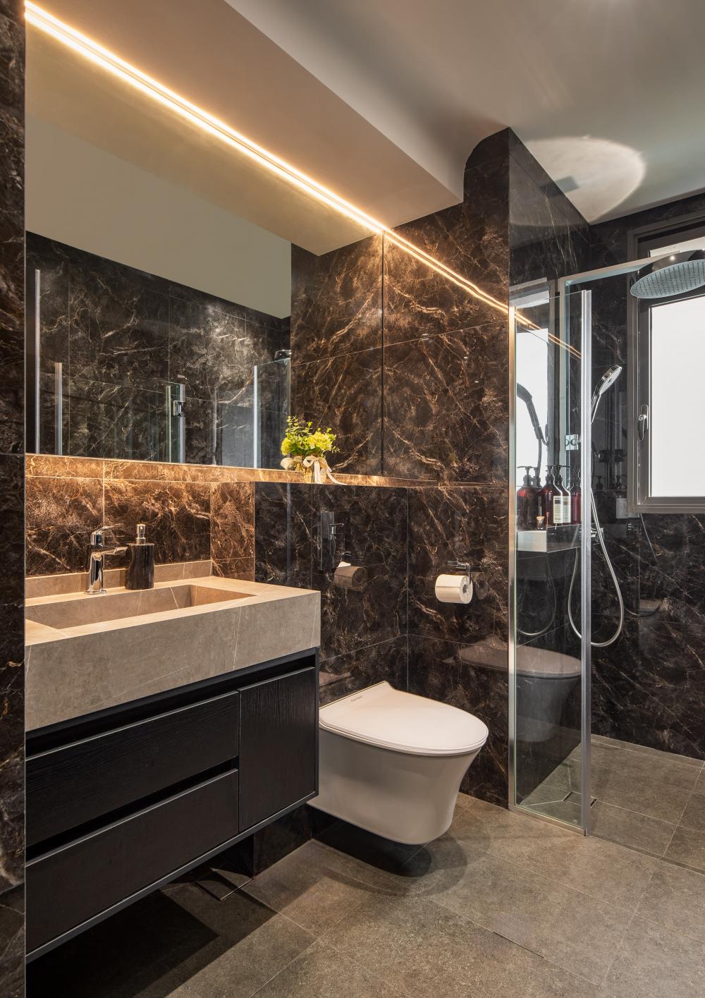 Modern Bathroom with Countertop and Homogeneous Tiles