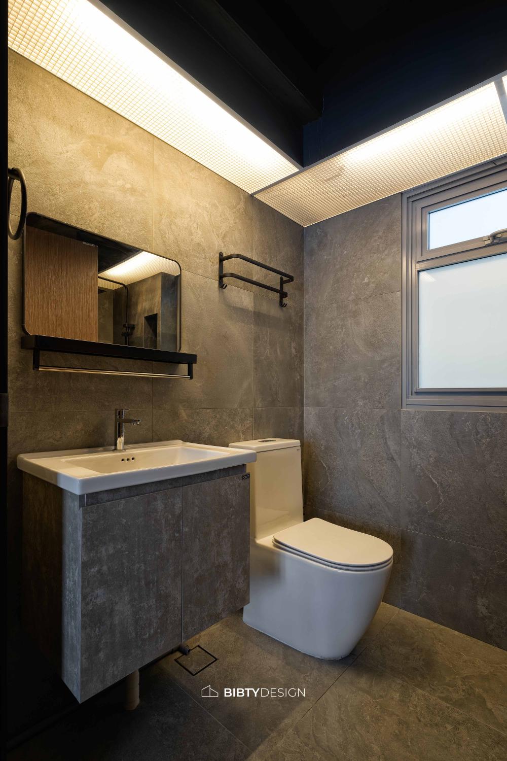 Industrial Bathroom with Mirror and Bathroom Storage