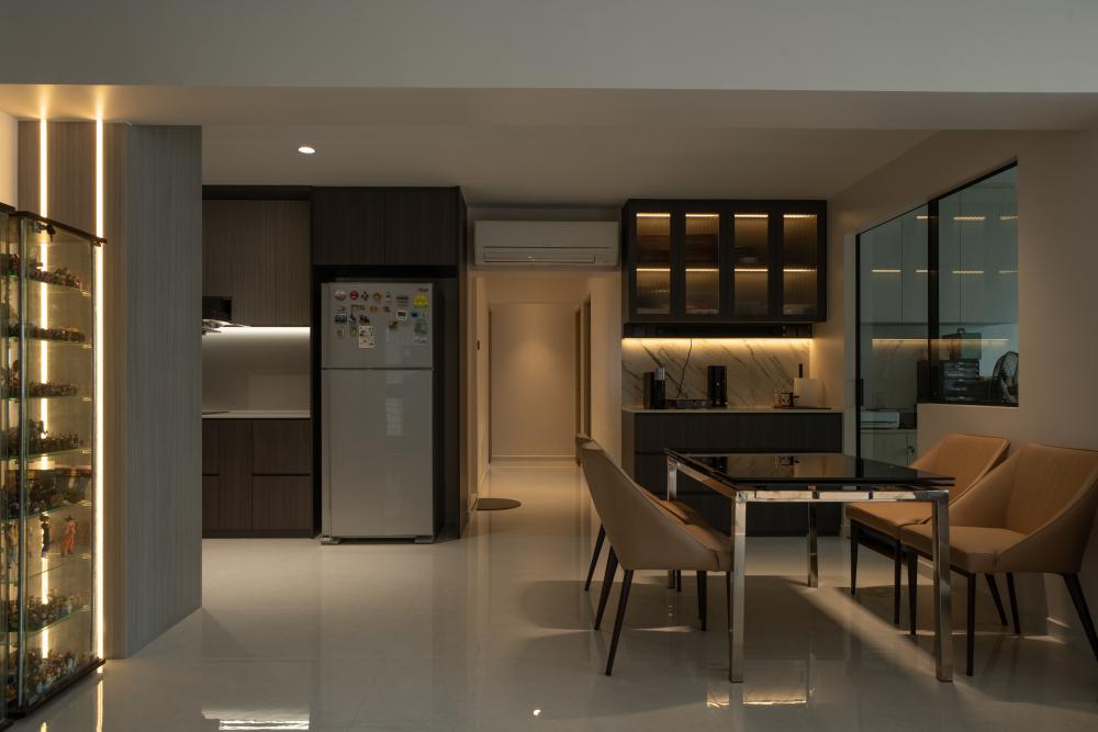 Modern Dining Room with Downlights and Dining Table
