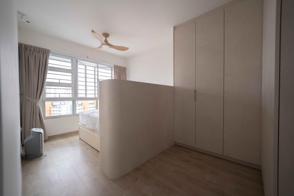 Minimalist Bedroom with Bookshelf and Platform Bed