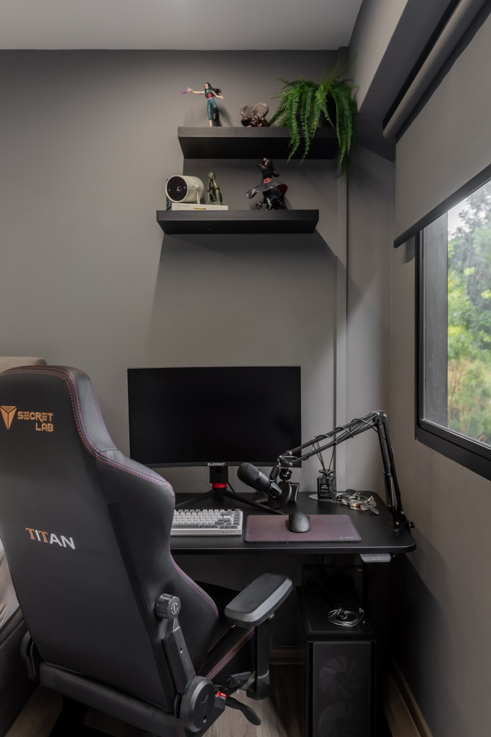 Minimalist Bedroom with Bookshelf and Vinyl Flooring