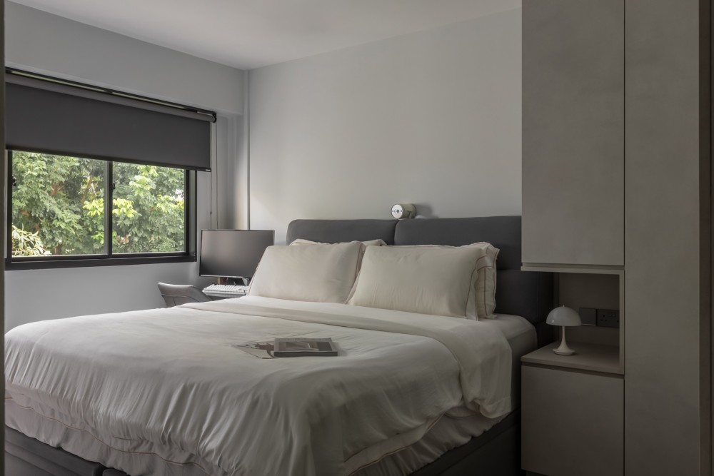 Minimalist Bedroom with Vinyl Flooring and Drop Ceiling