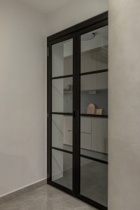 Minimalist Kitchen at Boon Tiong Road