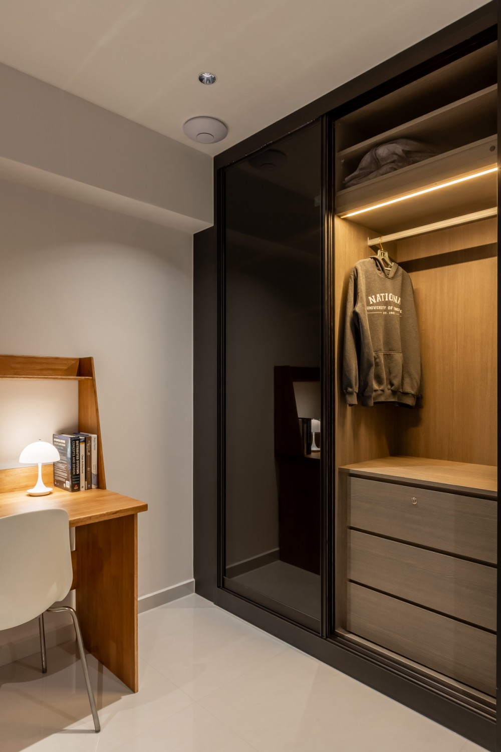 Contemporary Bedroom with Wardrobe and Sliding Wardrobe
