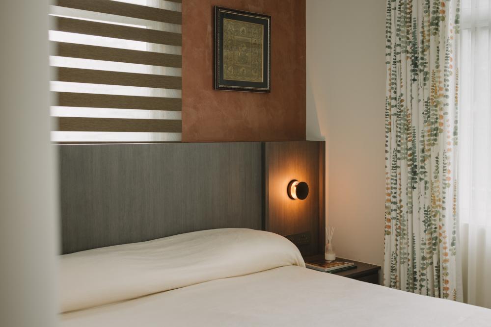 Modern Bedroom with Feature Wall and Curtain